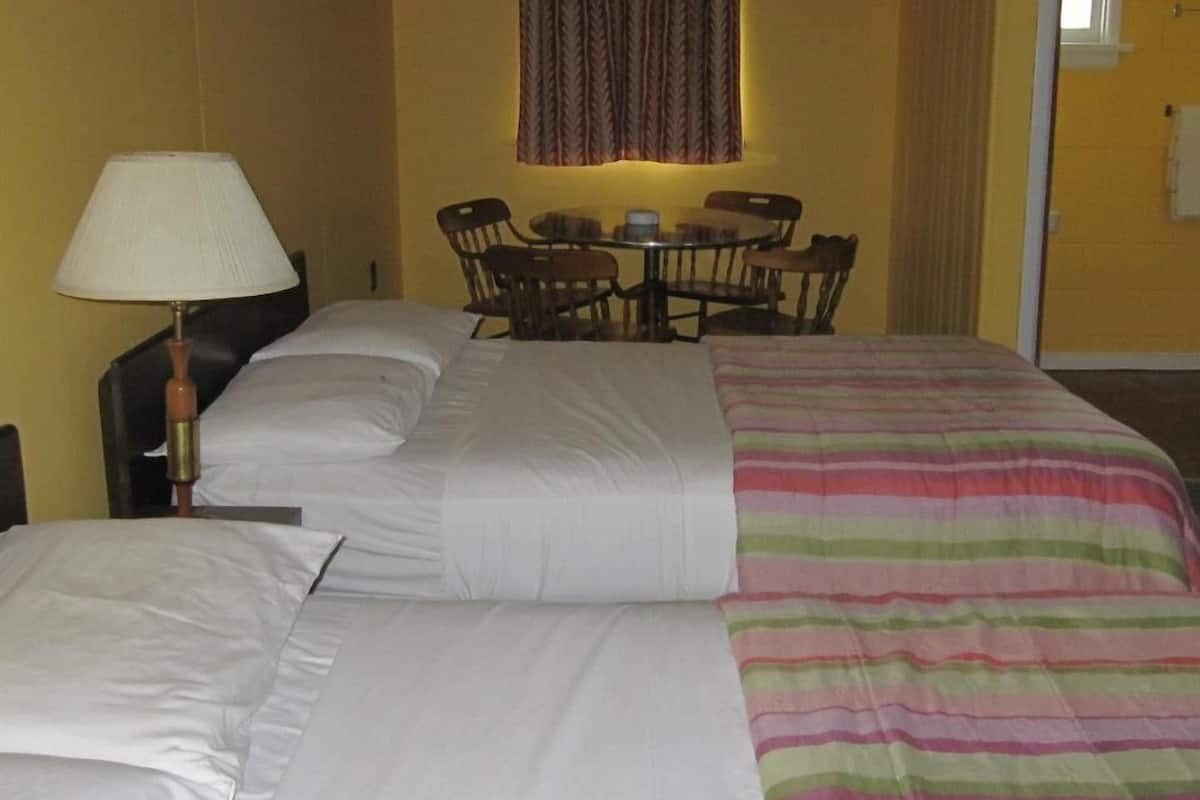 WiFi, bed sheets