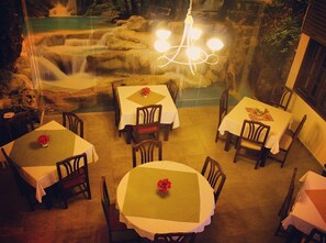 Free daily cooked-to-order breakfast  - Hassler Hotel Villa Morra (Asunción)