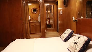 2 slaapkamers, een minibar, een bureau, een laptopwerkplek