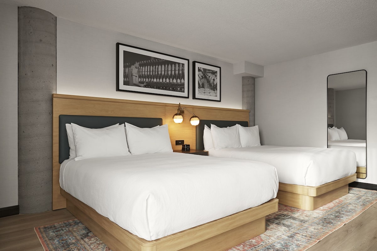 Desk, iron/ironing board, free WiFi, bed sheets