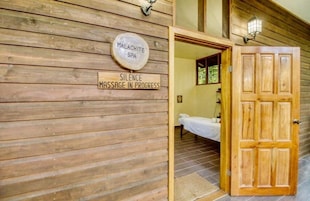 Salas de tratamiento para parejas, masajes con piedras calientes
