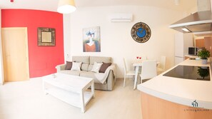 1 bedroom, in-room safe, individually decorated, individually furnished