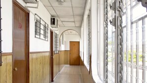 Gambar tidak terklasifikasi, 2 dari 36, tombol