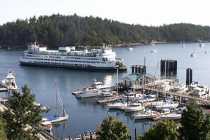 Lake - Friday Harbor House (Friday Harbor)