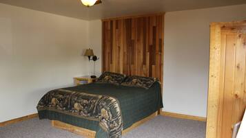 Standard Room | Desk, iron/ironing board, free rollaway beds, free WiFi