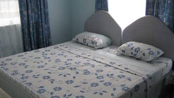 House | 3 bedrooms, premium bedding, individually decorated