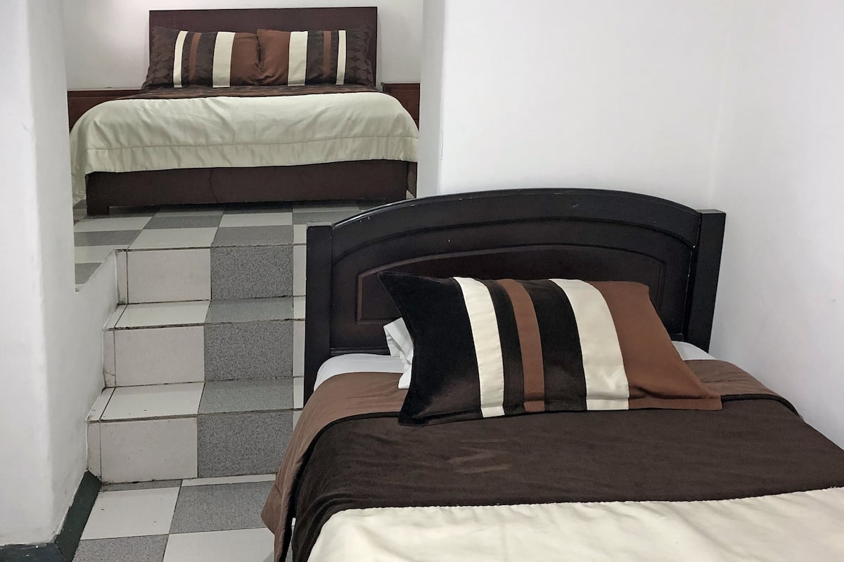 Wifi gratis y ropa de cama