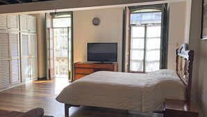 Family Double Room | WiFi (free), bed sheets - Hostal Latina (Cuenca)