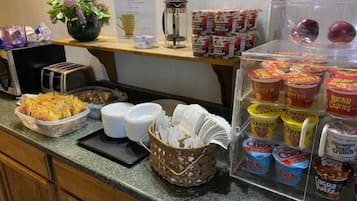 Sudah termasuk sarapan ala kontinental setiap hari