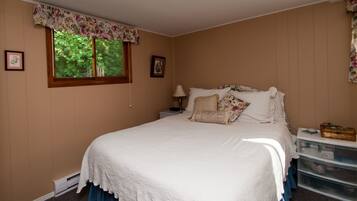 Classic Cottage, 2 Bedrooms | Wi-fi percuma