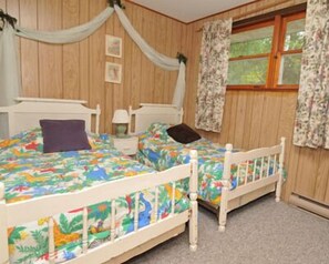 Classic Cottage, 2 Bedrooms (Cottage 3, 4 & 5) | Free WiFi