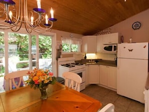 Classic Cottage, 2 Bedrooms (Cottage 3, 4 & 5) | Private kitchen | Full-sized fridge, microwave, stovetop, coffee/tea maker - North Shore Cottages (Saugeen Shores)