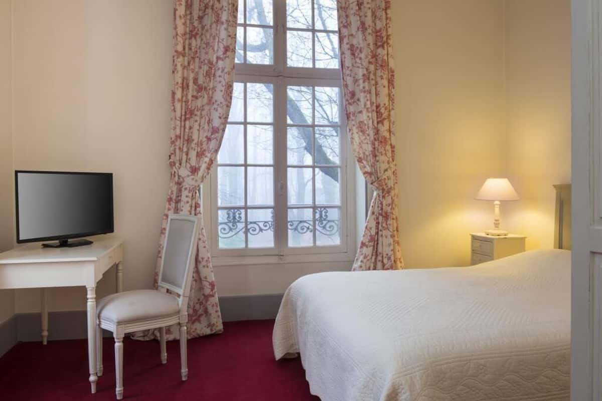 Ropa de cama de alta calidad, decoración personalizada y escritorio