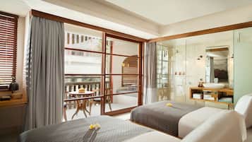 Kamar Double atau Twin Deluks | Pemandangan dari kamar