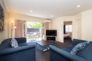 Superior Suite, 2 Bedrooms | Soundproofing, iron/ironing board, rollaway beds, free WiFi