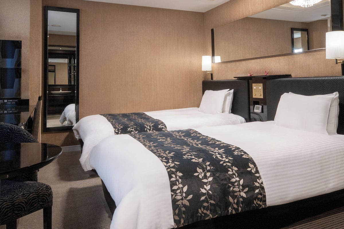 Twin Room, Multiple Beds, Bathtub Grab Bars, Non Smoking | Down duvets, desk, blackout curtains, free WiFi