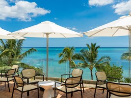 Breakfast, lunch, dinner served; pool views