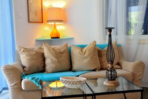 Villa, 2 Bedrooms (Elena) | 2 bedrooms, soundproofing, free WiFi