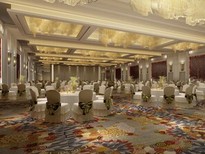 Indoor wedding - Grand New Century Hotel Shangyu (Shaoxing)
