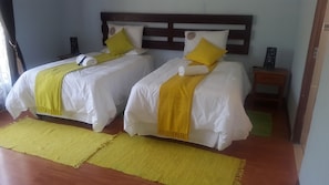 Classic Room | 13 bedrooms, Egyptian cotton sheets, premium bedding, down duvets - Ikaze Guest Lodge (Boksburg)