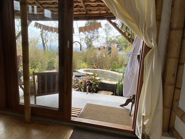 Suite Deluxe | Decoración individual, mobiliario individual, escritorio