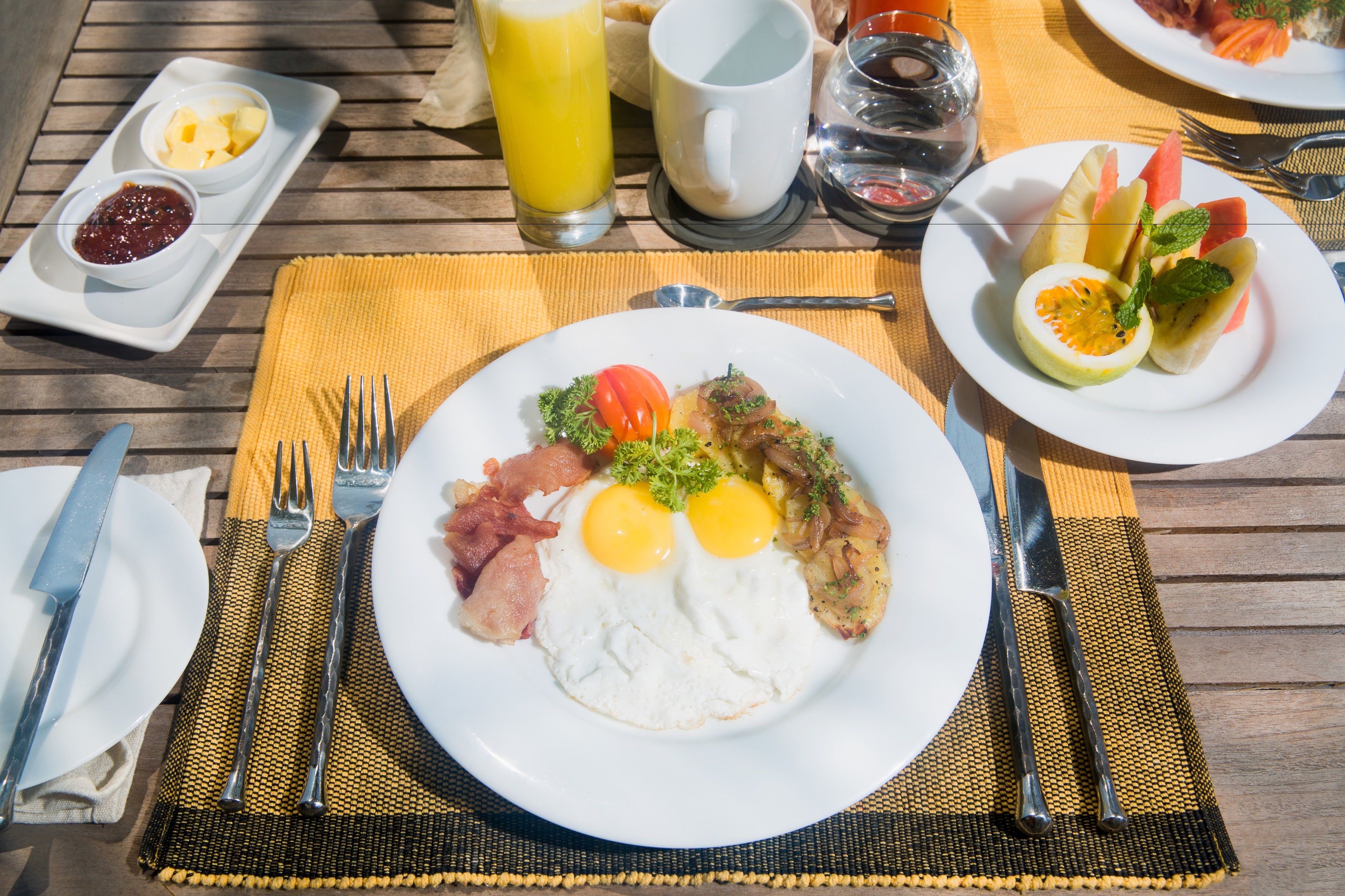 free daily continental breakfast