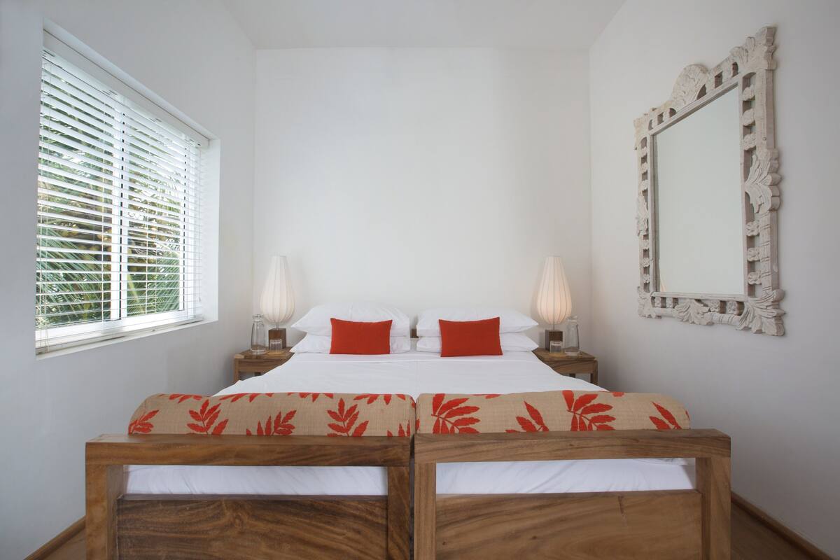 Standard Double Room | Premium bedding, in-room safe, laptop workspace, soundproofing