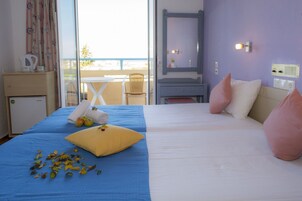 Iron/ironing board, free WiFi