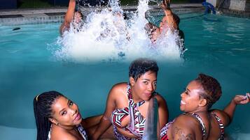 Outdoor pool, pool loungers