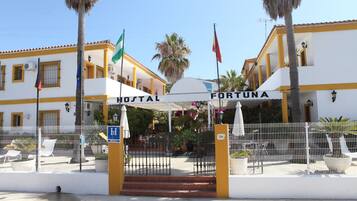 Façade de lâhĂ©bergement