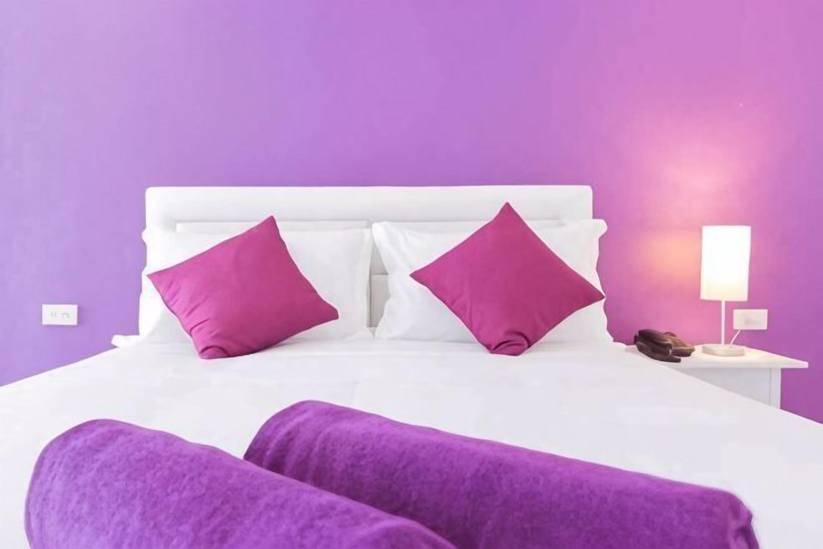In-room safe, desk, iron/ironing board, free WiFi