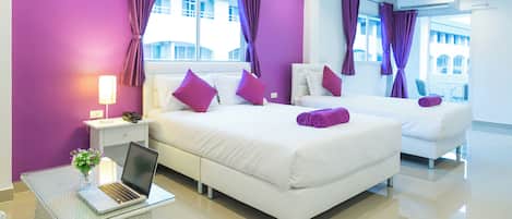 Family Room | In-room safe, desk, iron/ironing board, free WiFi
