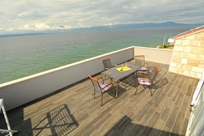 Appartamento Deluxe, 3 camere da letto, terrazzo, vista mare | Balcone
