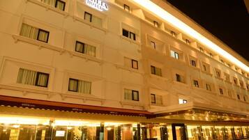 Front of property – evening/night