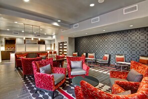 Lobby lounge - Homewood Suites by Hilton Cincinnati-Downtown (Cincinnati)