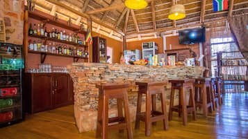 Bar (in der Unterkunft)