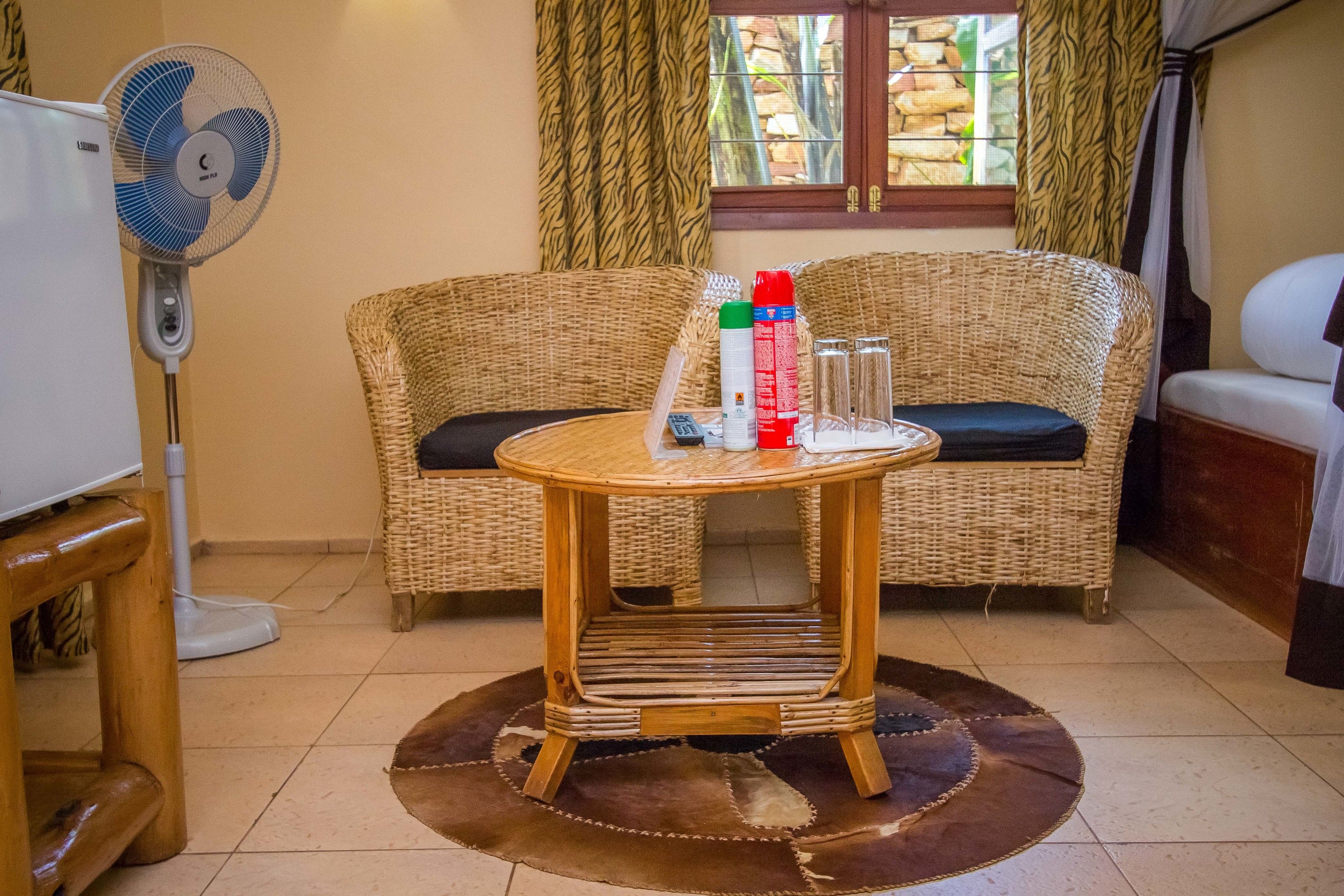 deluxe twin room, pool view | room amenity