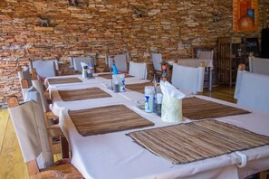 매일 뷔페 무료 아침 식사 포함