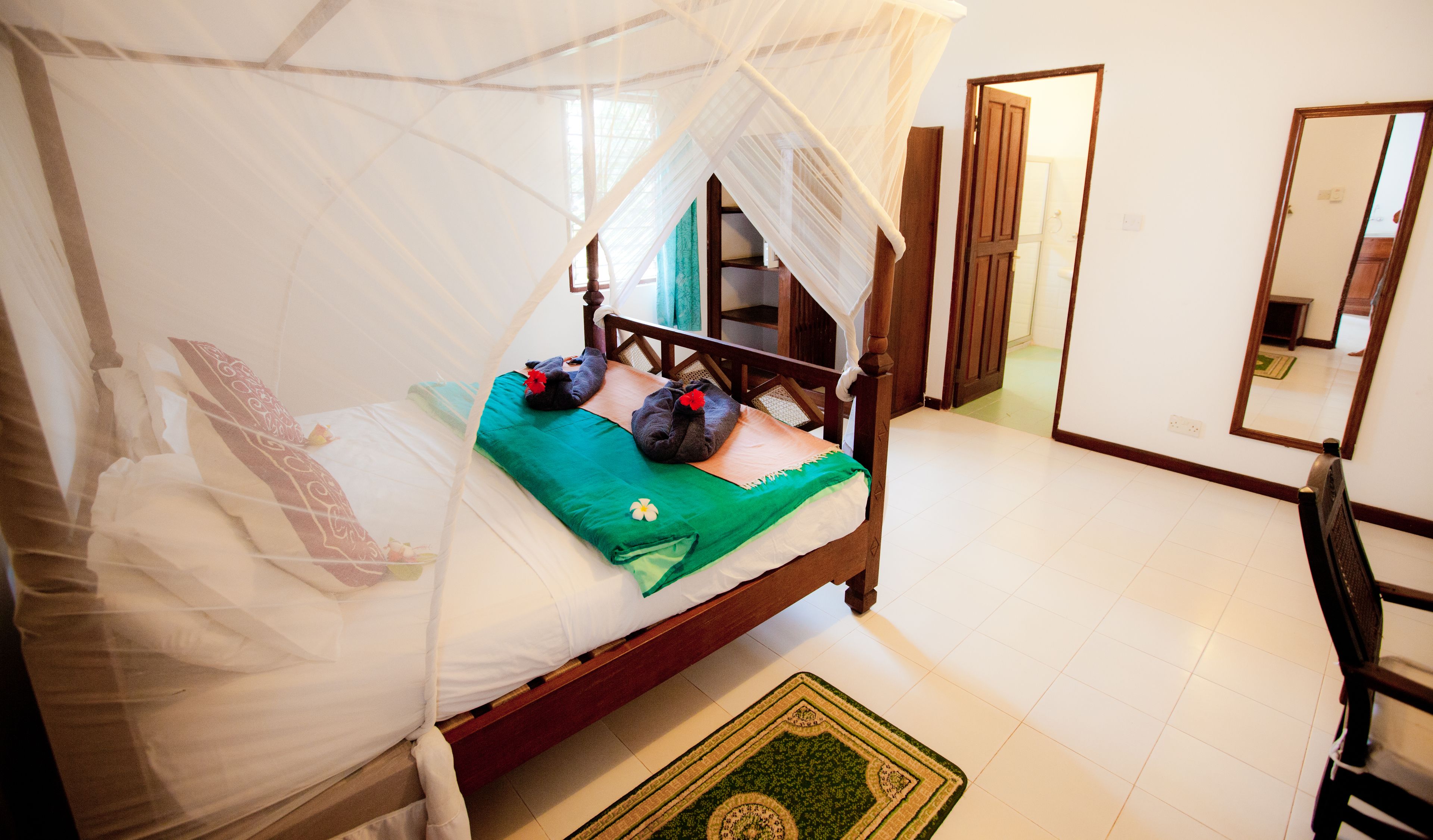 honeymoon suite | 1 bedroom, in-room safe, desk, free wifi