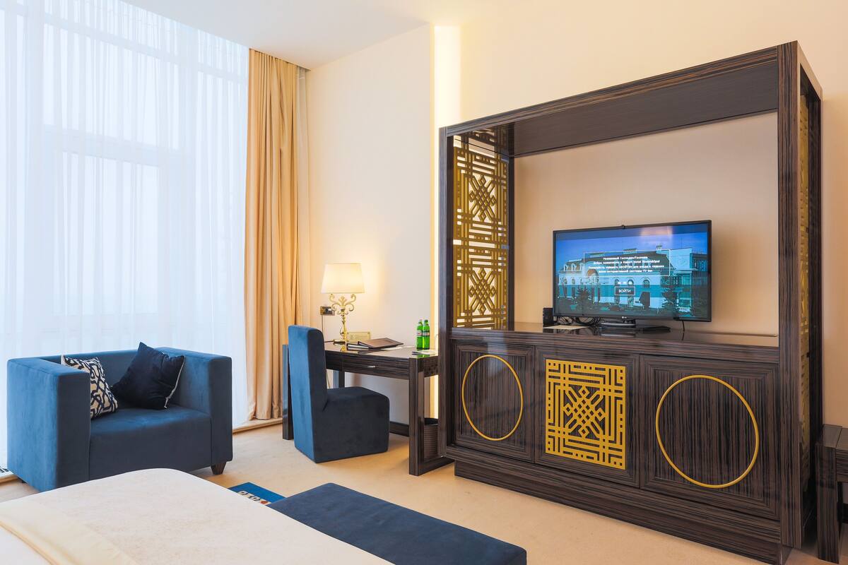 Standard Double Room, Sea View | Premium bedding, minibar, in-room safe, blackout drapes