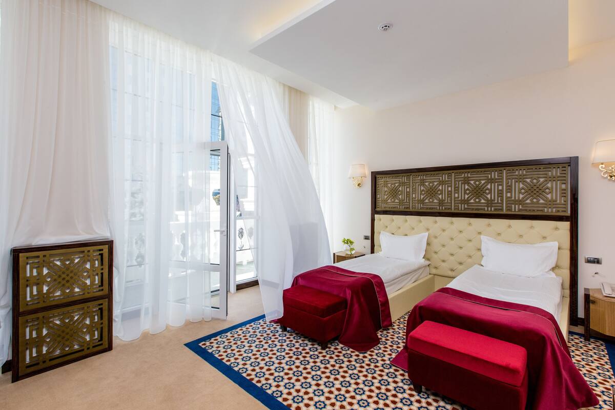 Standard Double or Twin Room, Garden View | Premium bedding, minibar, in-room safe, blackout drapes