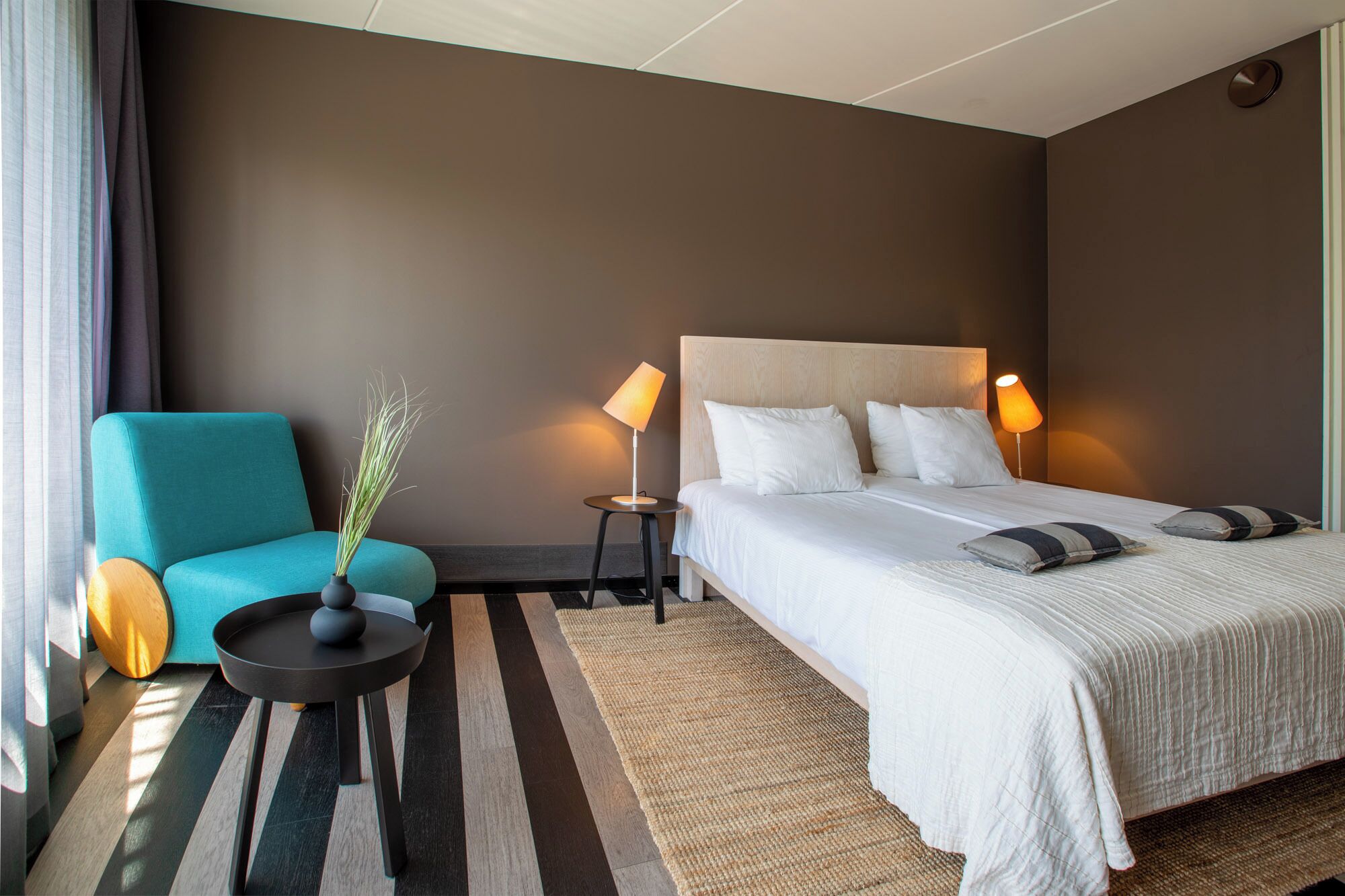 Superior Double Room | Minibar, in-room safe, desk, blackout drapes