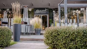 2 ristoranti, barbecue