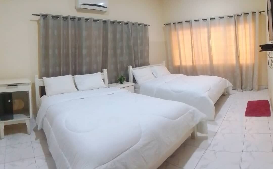 高档床上用品、羽绒被、加厚床垫、熨斗/熨衣板