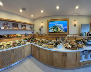Desayuno buffet incluido todos los días