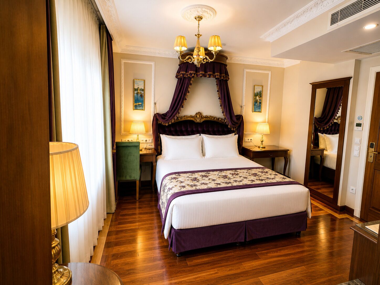 Junior Suite or Annex Junior Suite | Ylelliset vuodevaatteet, Select Comfort -patjalliset sängyt, minibaari