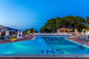 Seasonal outdoor pool, open 7:30 AM to 7:00 PM, free pool cabanas - Keri Village & Spa by Zante Plaza - Adults Only - All inclusive (Zakynthos)