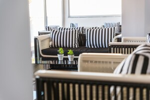 Εγκαταστάσεις συνεδριάσεων