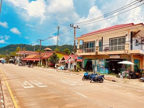 숙박 시설 정면