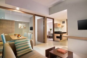Junior-Suite | Wohnzimmer | Fernseher